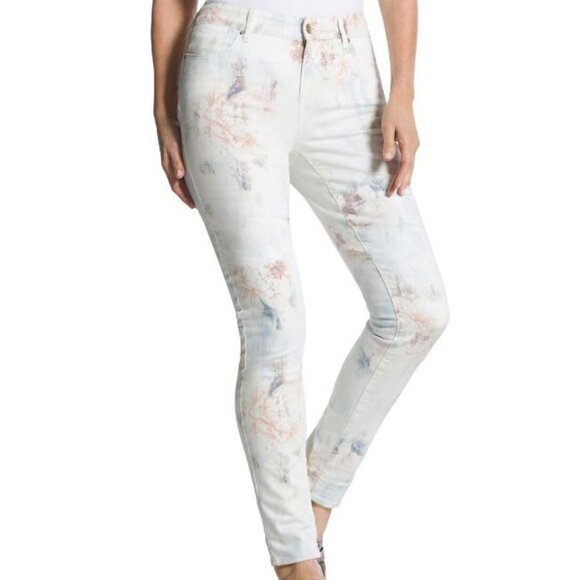 Chico's Platinum Diffused Floral Jeggings with Raw Folded Hem Size 4 NWT - Picture 1 of 7